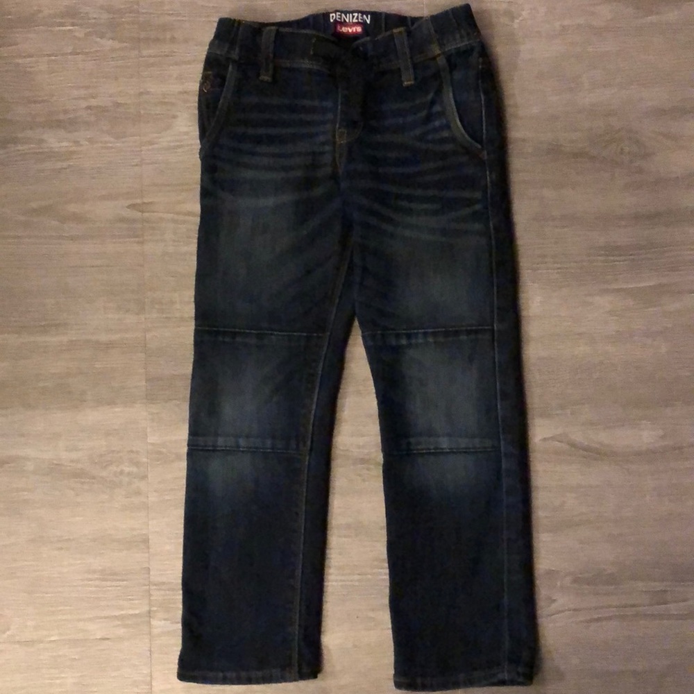 Kids size regular 6 Levi denim